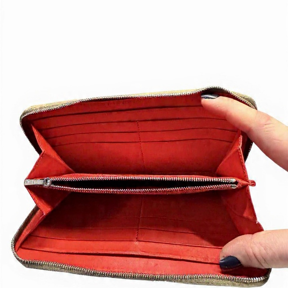 Celine Paris Beige Zip Wallet - Picture 4 of 8